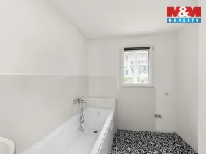 Pronájem bytu 1+1, Velvary, Chržínská, 35 m2