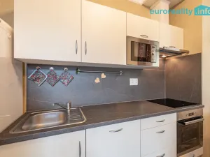 Prodej bytu 3+kk, Mariánské Lázně - Úšovice, Zeyerova, 74 m2