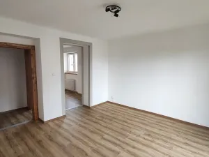 Pronájem bytu 2+1, Strakonice - Strakonice I, Husova, 61 m2