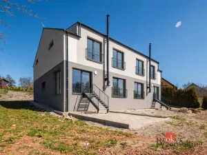 Prodej bytu 4+kk, Mladé Buky - Hertvíkovice, 132 m2