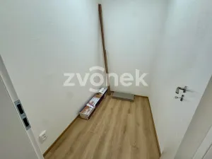Prodej bytu 3+1, Zlín, Okružní, 82 m2
