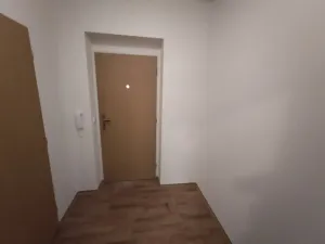 Pronájem bytu 1+kk, Pardubice - Studánka, Pod Studánkou, 28 m2