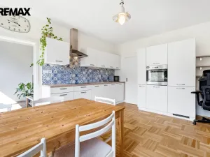 Prodej bytu 3+1, Praha - Hlubočepy, Lamačova, 72 m2
