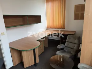 Pronájem kanceláře, Otrokovice, tř. Tomáše Bati, 151 m2