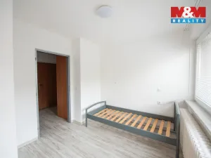 Pronájem bytu 1+kk, Hradec Králové, Sušilova, 32 m2