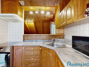 Prodej komerčního pozemku, Hluboká nad Vltavou - Jeznice, 3428 m2