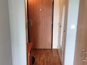 Pronájem bytu 1+kk, Tanvald, U Školky, 27 m2