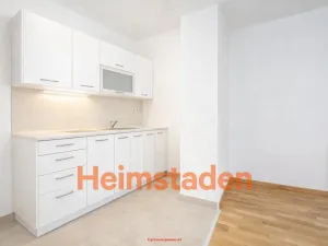 Pronájem bytu 1+kk, Ostrava - Poruba, Matěje Kopeckého, 29 m2