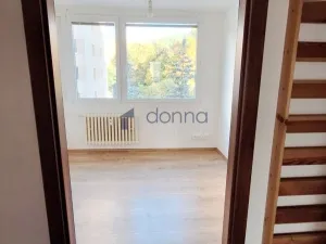 Pronájem bytu 3+kk, Praha, Hennerova, 72 m2