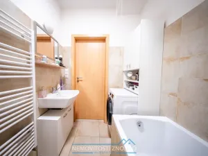 Pronájem bytu 2+kk, Znojmo, Velká Mikulášská, 52 m2