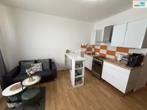 Pronájem bytu 1+1, Česká Lípa, Železničářská, 35 m2