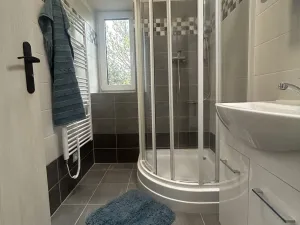 Pronájem bytu 1+kk, Praha - Strašnice, Královická, 32 m2