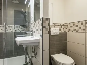 Pronájem bytu 1+kk, Praha - Vršovice, Baškirská, 34 m2