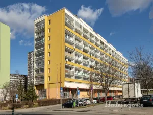 Pronájem bytu 1+kk, Praha - Vršovice, Baškirská, 34 m2