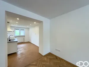 Pronájem bytu 2+1, Mladá Boleslav, Erbenova, 58 m2