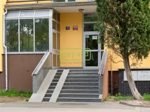 Prodej bytu 2+kk, Praha, Gutova, 45 m2