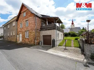 Prodej rodinného domu, Strážov, 359 m2