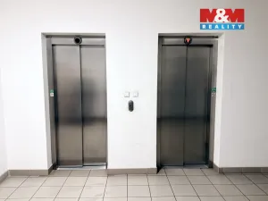 Prodej bytu 2+kk, Praha - Hlubočepy, Trnkovo náměstí, 45 m2