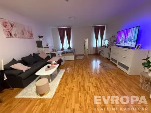 Pronájem bytu 1+kk, Liberec - Liberec II-Nové Město, Chrastavská, 38 m2