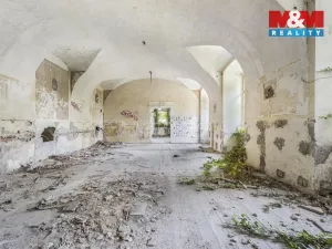 Prodej historického objektu, Zvoleněves, 5000 m2