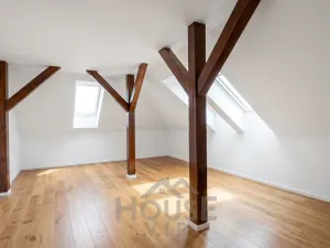 Prodej bytu 2+1, Nučice, 100 m2