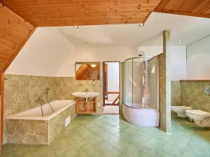 Prodej rodinného domu, Výrava, 280 m2