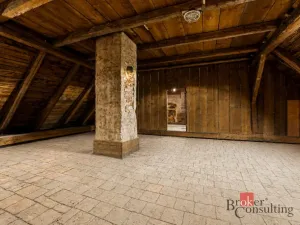 Prodej rodinného domu, Dvůr Králové nad Labem - Žireč, 230 m2