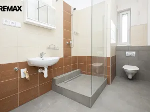 Pronájem bytu 1+1, Strakonice - Strakonice II, Komenského, 52 m2