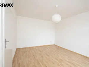 Pronájem bytu 1+1, Strakonice - Strakonice II, Komenského, 52 m2