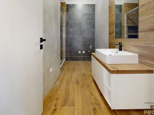 Prodej bytu 3+kk, Třebíč - Vnitřní Město, Karlovo nám., 80 m2