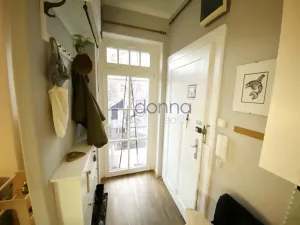 Pronájem bytu 2+kk, Praha, U Uranie, 51 m2