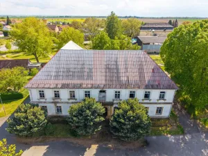 Prodej historického objektu, Velké Všelisy, 4000 m2