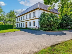 Prodej historického objektu, Velké Všelisy, 4000 m2