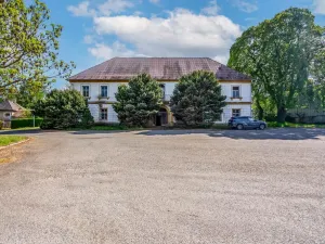 Prodej historického objektu, Velké Všelisy, 4000 m2