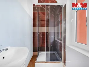 Prodej činžovního domu, Děčín - Děčín VII-Chrochvice, Mendelova, 245 m2