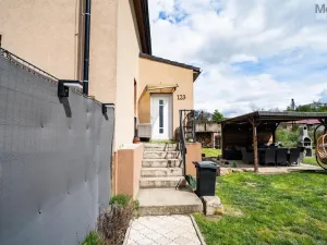 Prodej rodinného domu, Obrnice, nám. 5. května, 195 m2