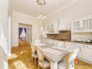 Pronájem bytu 3+1, Praha - Nové Město, Masarykovo nábřeží, 114 m2
