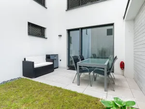 Pronájem bytu 1+kk, Praha - Holešovice, U průhonu, 31 m2