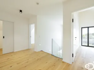 Prodej rodinného domu, Mladá Boleslav - Jemníky, 184 m2