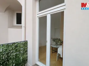 Pronájem bytu 1+kk, Praha - Holešovice, Šimáčkova, 35 m2