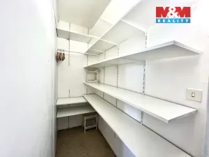 Pronájem bytu 1+1, Hradec Králové - Nový Hradec Králové, Jana Masaryka, 38 m2