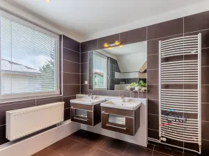 Prodej rodinného domu, Hostivice, 242 m2