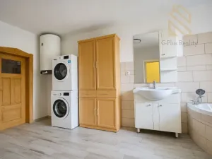 Prodej rodinného domu, Mšené-lázně - Vrbice, Mír. náměstí, 220 m2