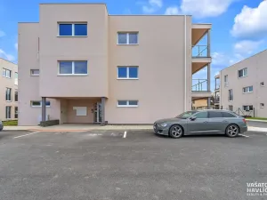 Pronájem bytu 1+kk, Hradec Králové, Meruňková, 42 m2