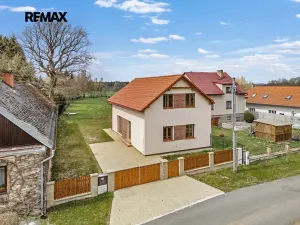 Prodej rodinného domu, Petrovice I, 146 m2