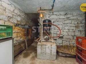 Prodej rodinného domu, Vrbatův Kostelec, 200 m2