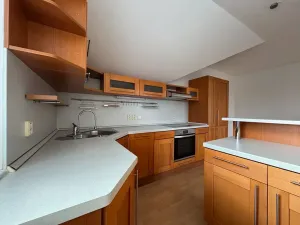 Pronájem bytu 2+kk, Praha - Letňany, Stará náves, 52 m2