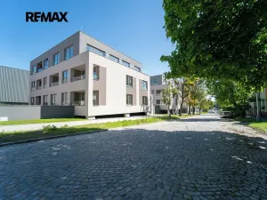 Pronájem bytu 1+kk, Kolín, 5. května, 42 m2