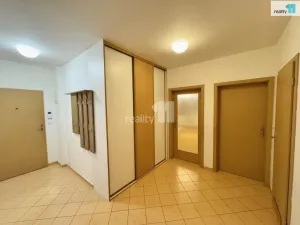 Pronájem bytu 2+kk, Praha - Řepy, Zrzavého, 56 m2