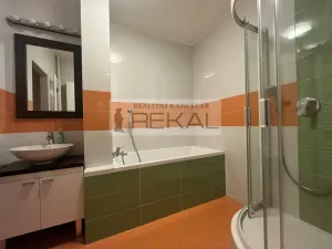 Pronájem bytu 2+kk, Praha - Košíře, Česká, 65 m2